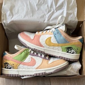 Nike Dunk Low SE Multi Color Sun Club